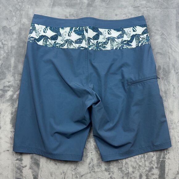 Mountain Khakis Board Shorts Mens Size Large Blue Floral Print Modern Fit Beach - Picture 2 of 8